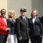 lauren tewes net worth